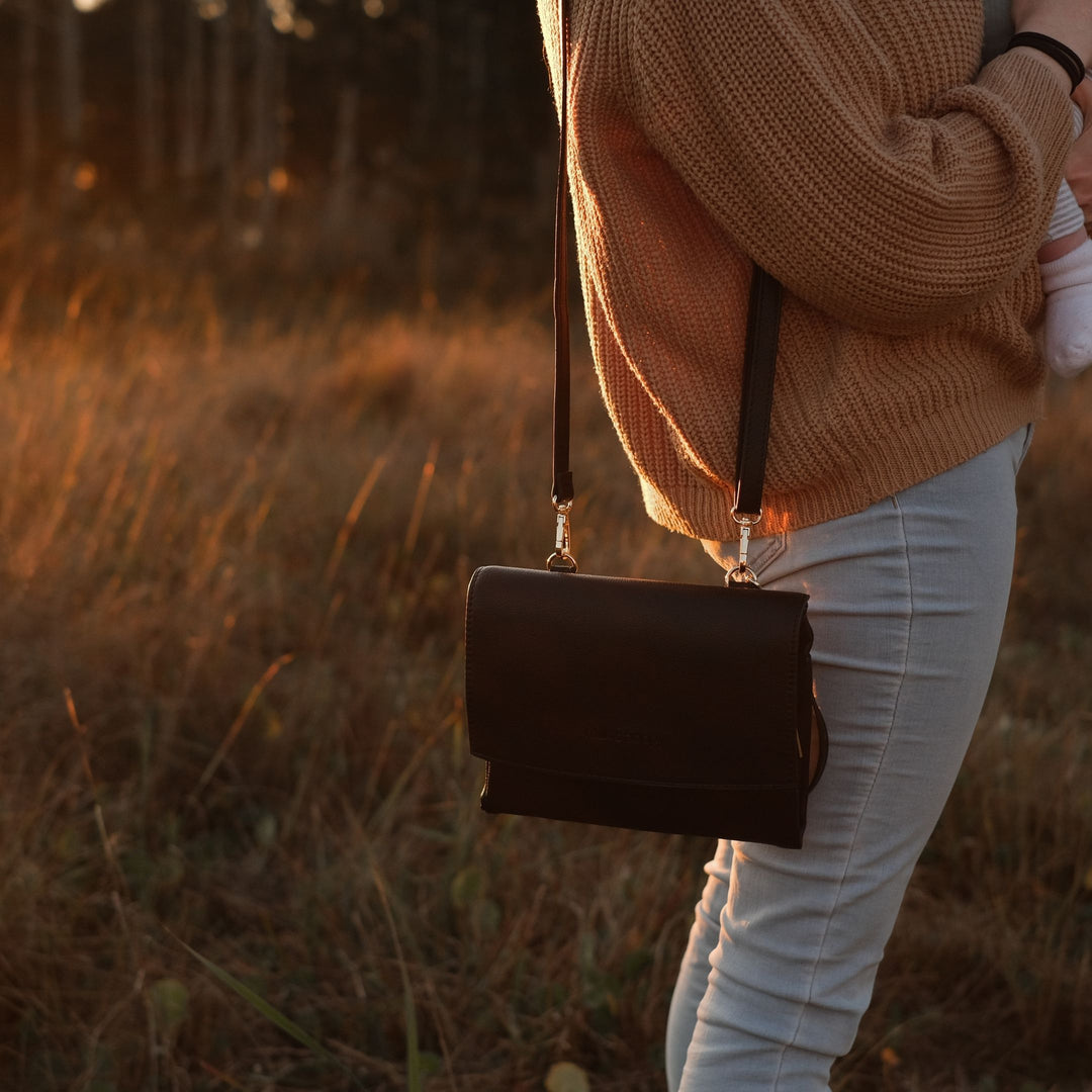 ANDI Nappy Wallet - Black/Euca - Milk & Poppy