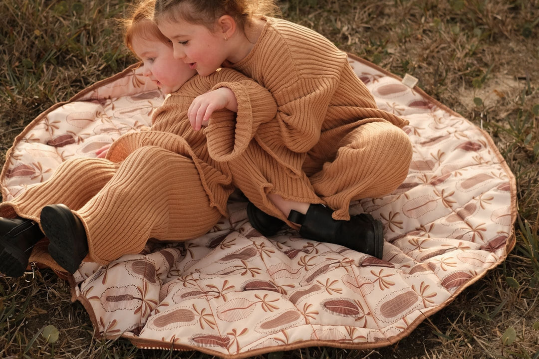 PARKER Play Bag - Tan/Banksii - Milk & Poppy