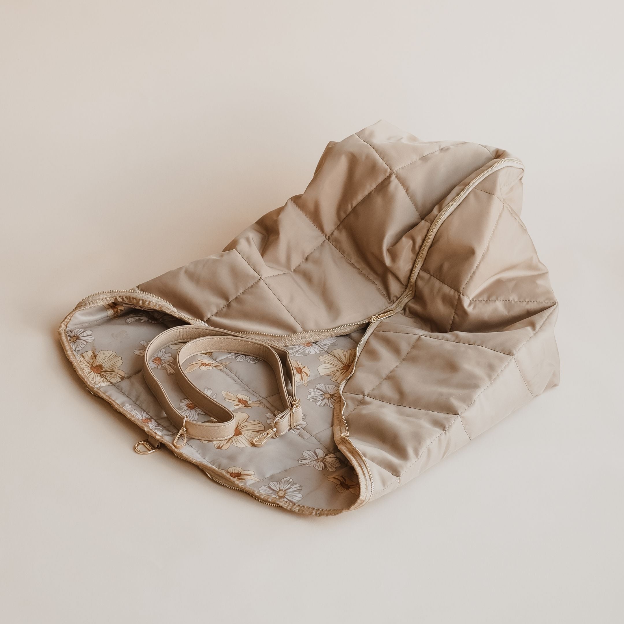 PARKER Play Bag - Beige/Maeve - Milk & Poppy