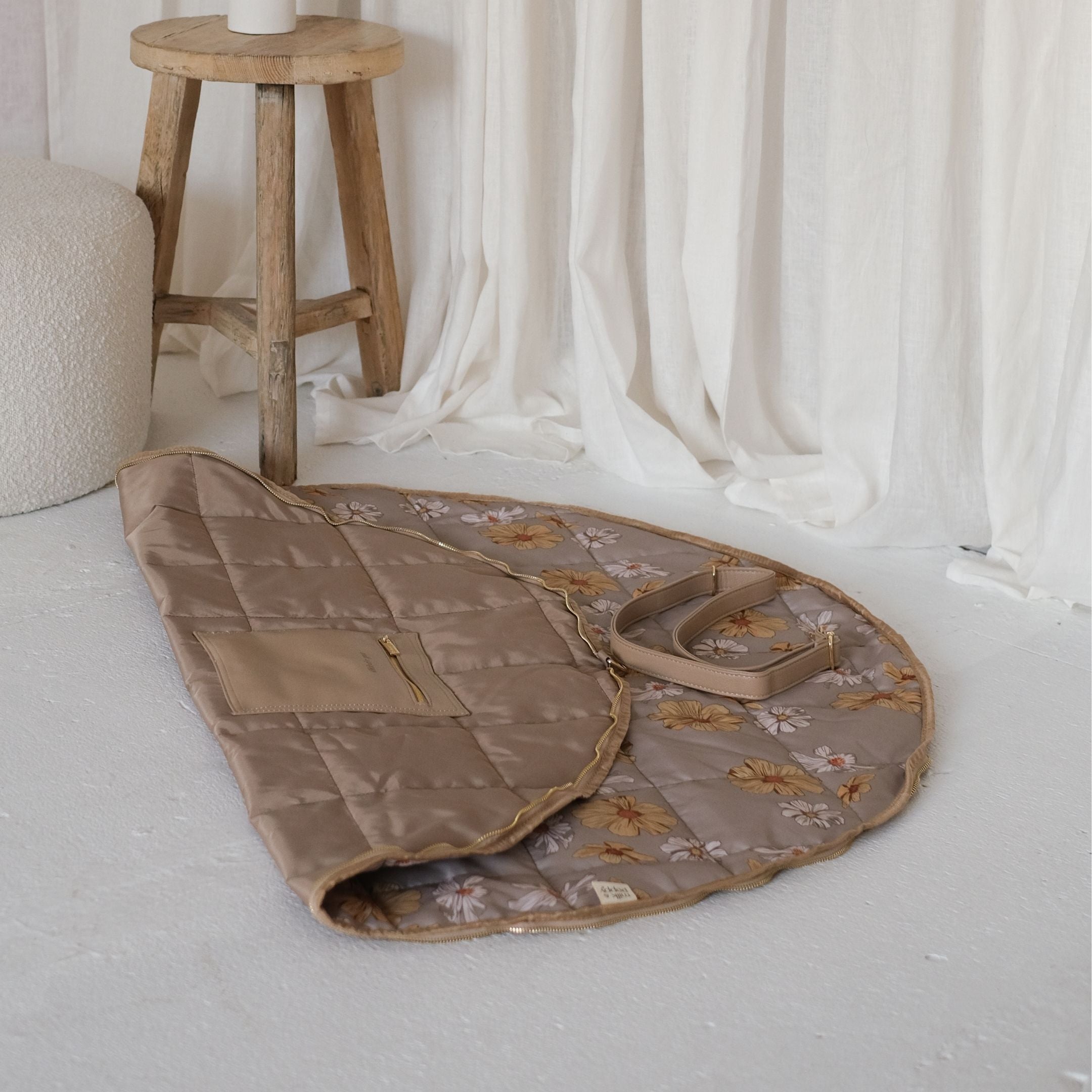 PARKER Play Bag - Beige/Maeve - Milk & Poppy