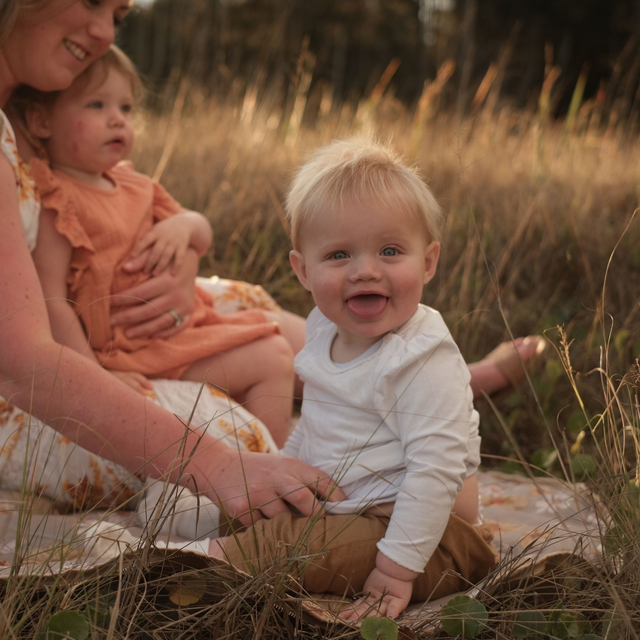 PARKER Play Bag - Beige/Maeve - Milk & Poppy